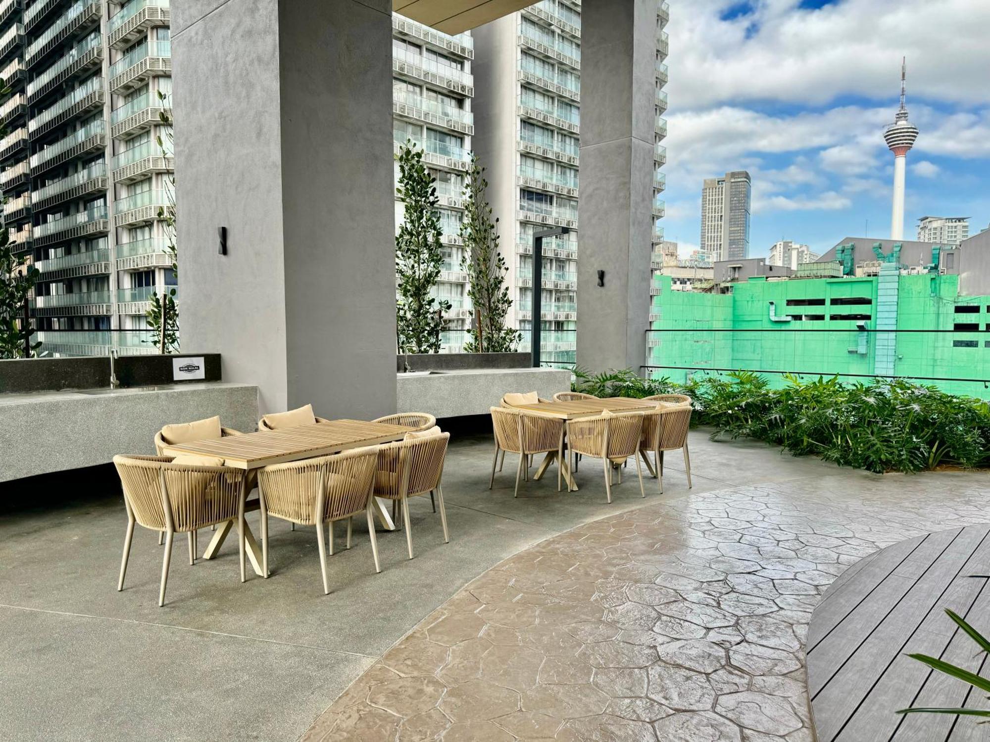 Klcc Suites At Axon By Skypool Kuala Lumpur Buitenkant foto